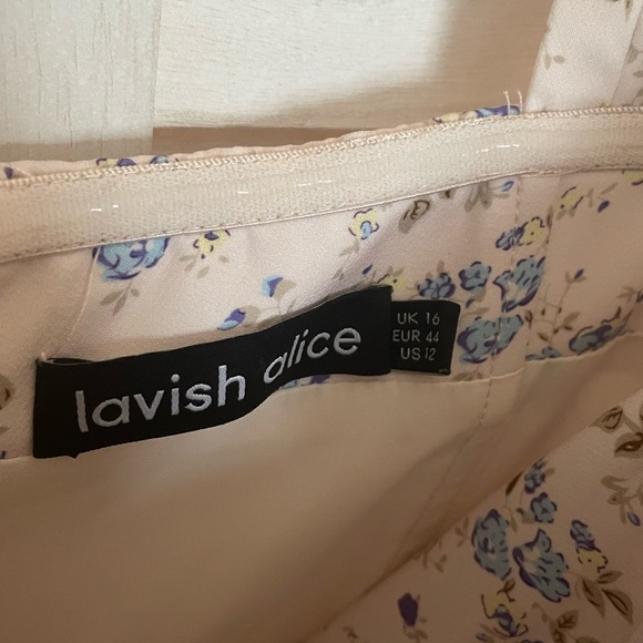 Lavish Alice Bardot Floral Cowl Neck Off Shoulder Cocktail Dress - Picture 5 of 15